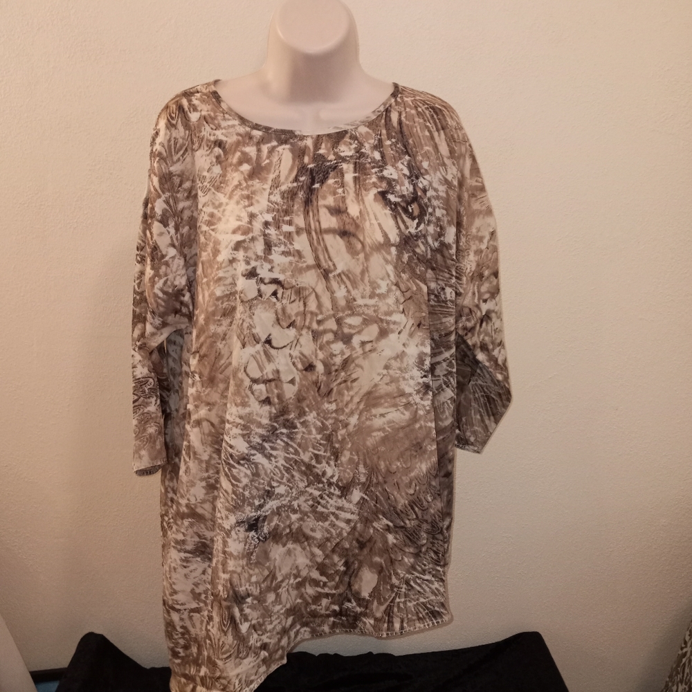 Brand New Jennifer Hudson Blouse Sharktooth Cut
